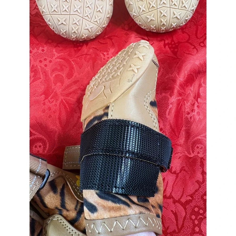 XSY&G Dog Boots Size 6 Tiger Print Waterproof‎ Paw Protectors Shoes New NIB